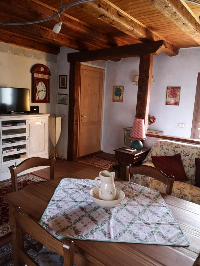East Wind Bed & Breakfast Medea Dış mekan fotoğraf